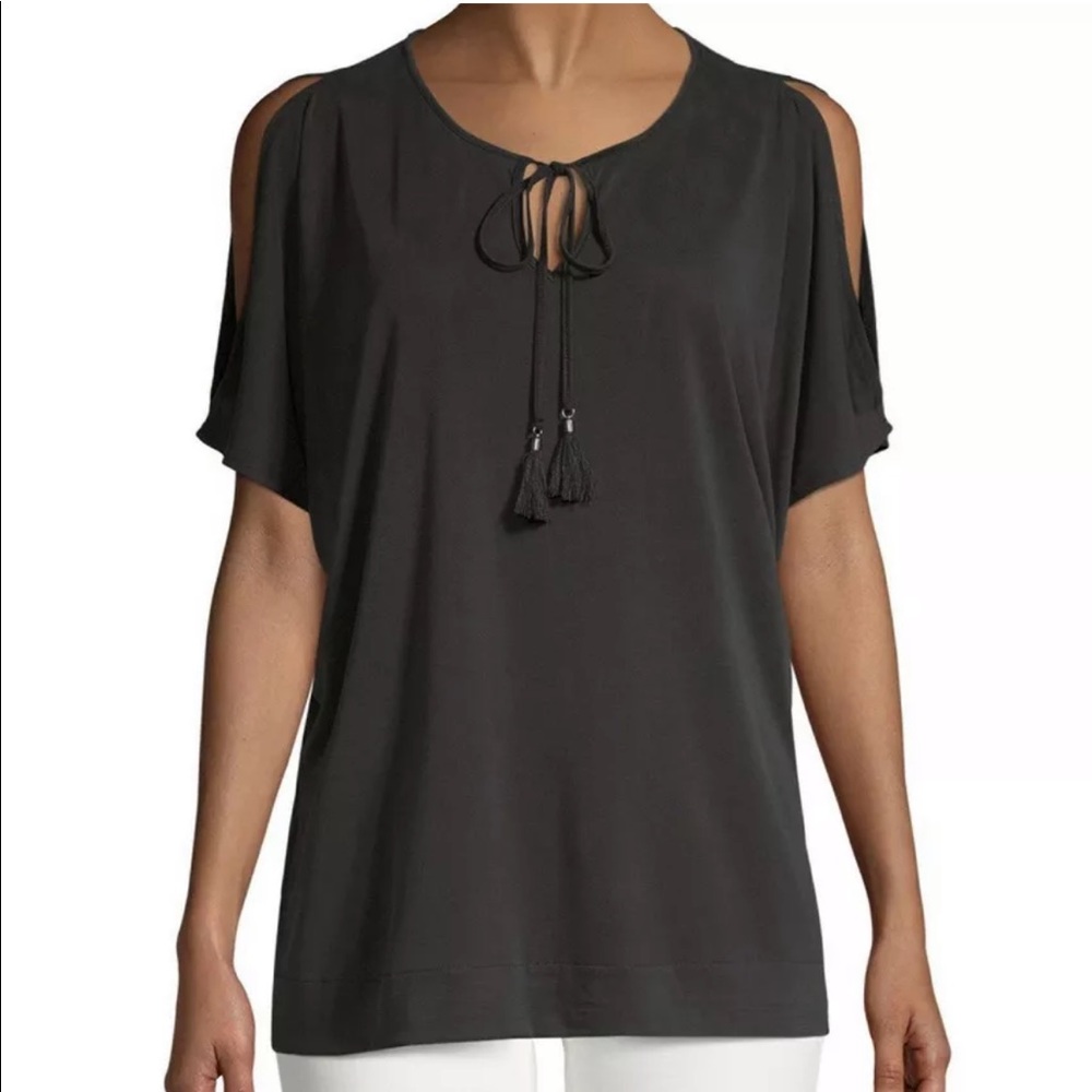 Love Scarlett - Novelty Button Band Cold-Shoulder Top Shirt